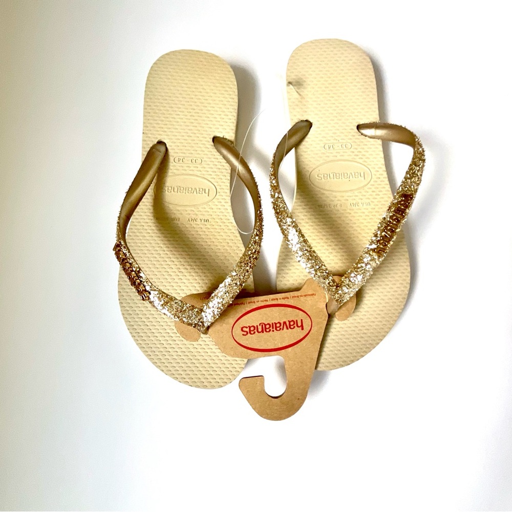 Havaianas Gold Sandals Elegant Footwear